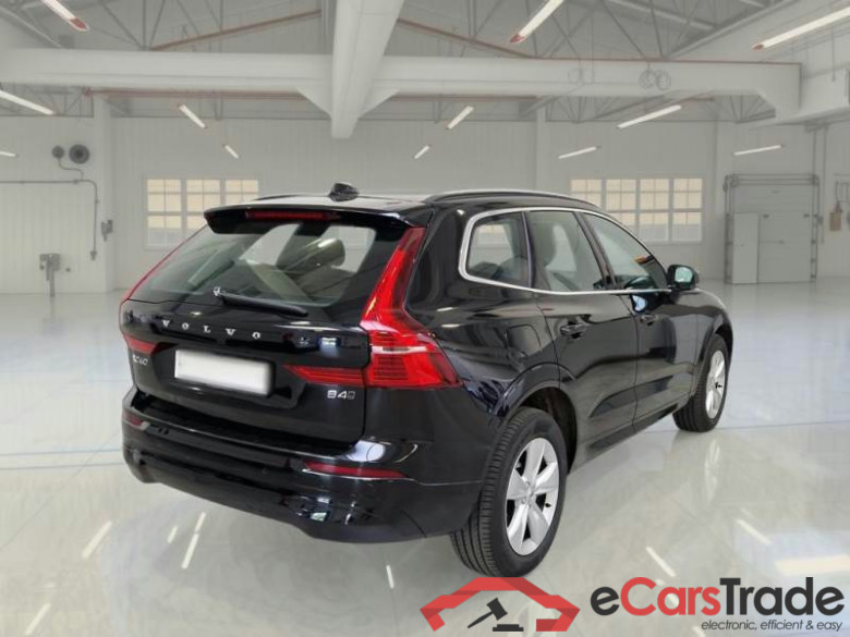 VOLVO XC60 / 2021 / 5P / SUV B4 AUTOMATICO CORE #2