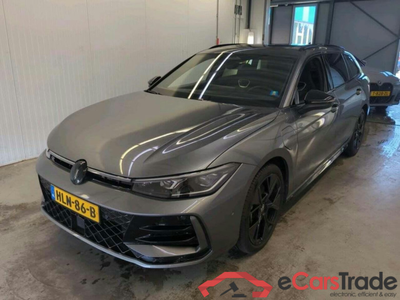 VOLKSWAGEN Passat Variant 1.5 eHy. R-Line Edt. #1