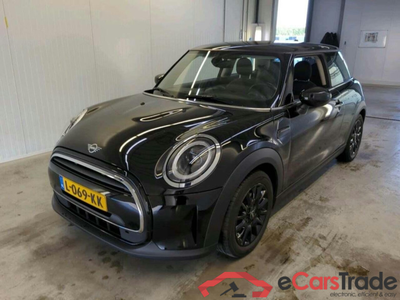 Mini 3-deurs 1.5 One First Ess.