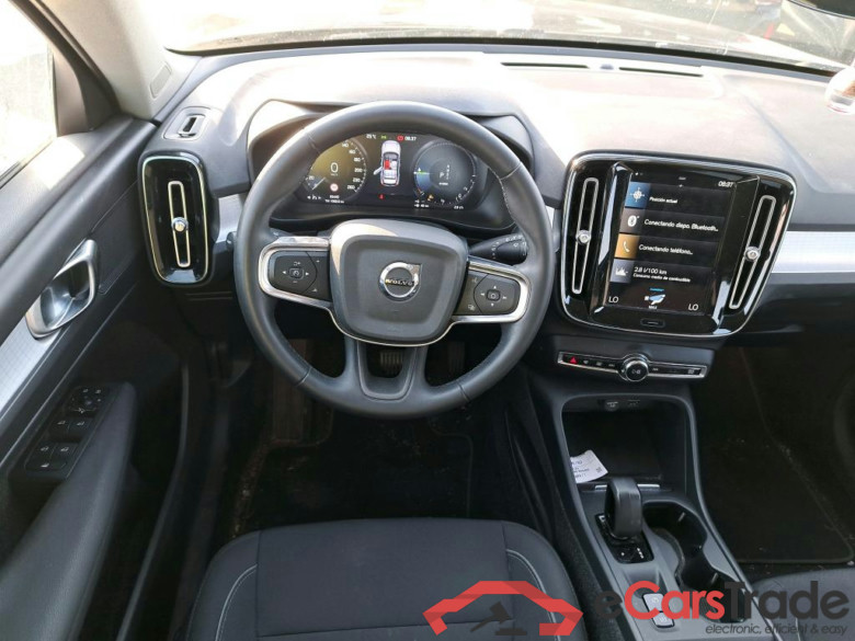 VOLVO XC40 / 2017 / 5P / todoterreno 1.5 T4 Twin Recharge Inscription Ex Auto #3