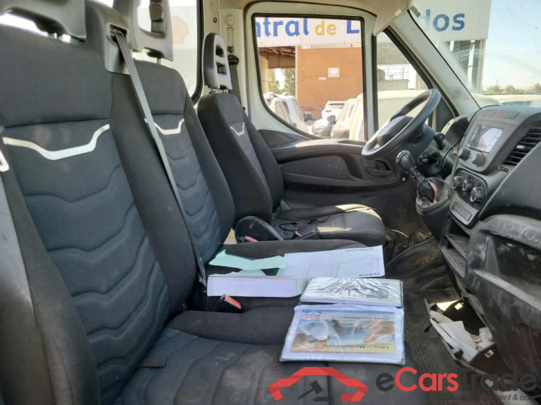 IVECO Daily / 2019 / 4P / combi 35S 14H V 4100/H2 16H M3 #6