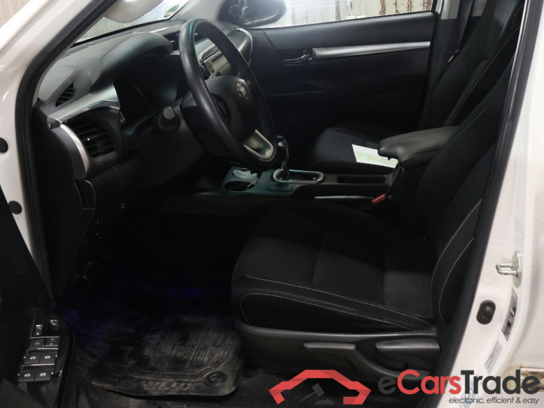 Hilux Double Cab Comfort 4x4 2.4 110KW AT6 E6dT #4