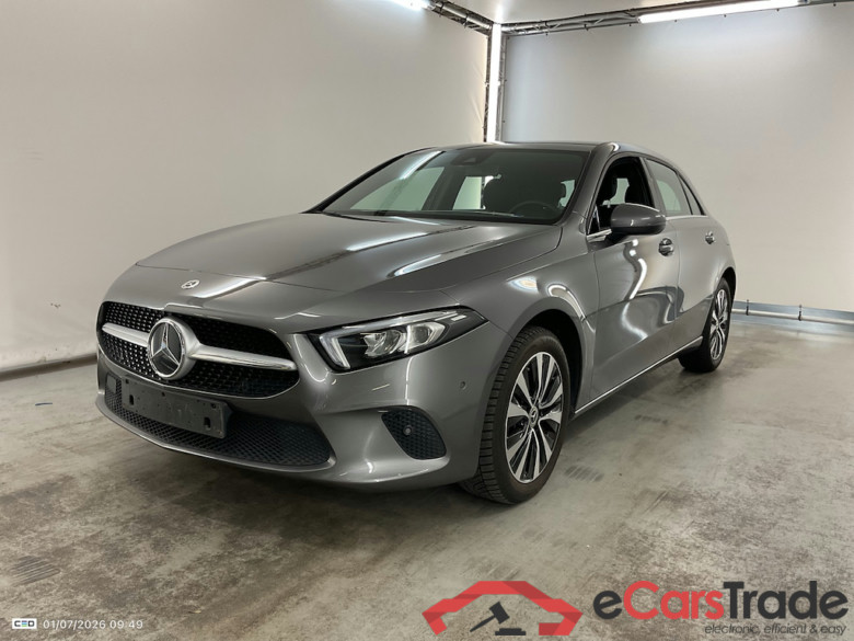MERCEDES-BENZ A-CLASS 1.3 A 250 E DCT