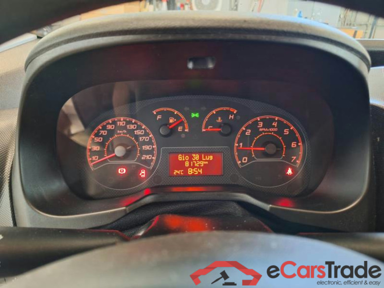 FIAT FIORINO / 2016 / 4P / VETT. FURGONATA 1.3 MULTIJET 95 CV E6D-TEMP SX #4