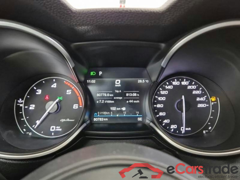 ALFA ROMEO STELVIO / 2017 / 5P / SUV 2.2 TD 160 CV SUPER BUSINESS AT8 RWD #4