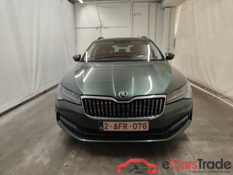 Skoda Superb Combi 2.0 CRTDI 90kW DSG7 Ambition 5d #5