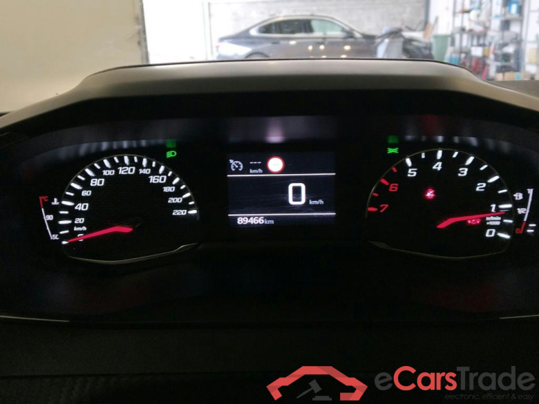 PEUGEOT 2008 / 2019 / 5P / todoterreno Active Pack BlueHDI 81kW (110CV) #4