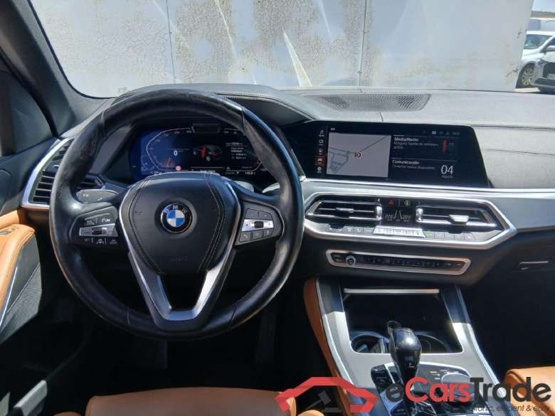 BMW X5 / 2018 / 5P / todoterreno xDrive30d #3