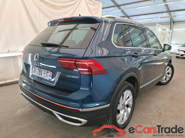 VOLKSWAGEN Tiguan / 2020 / 5P / SUV 1.4 eHybrid 245 DSG6 Elegance Exclusive #4