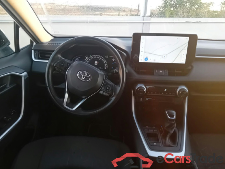 TOYOTA Rav4 / 2018 / 5P / todoterreno 2.5l 220H Business #3