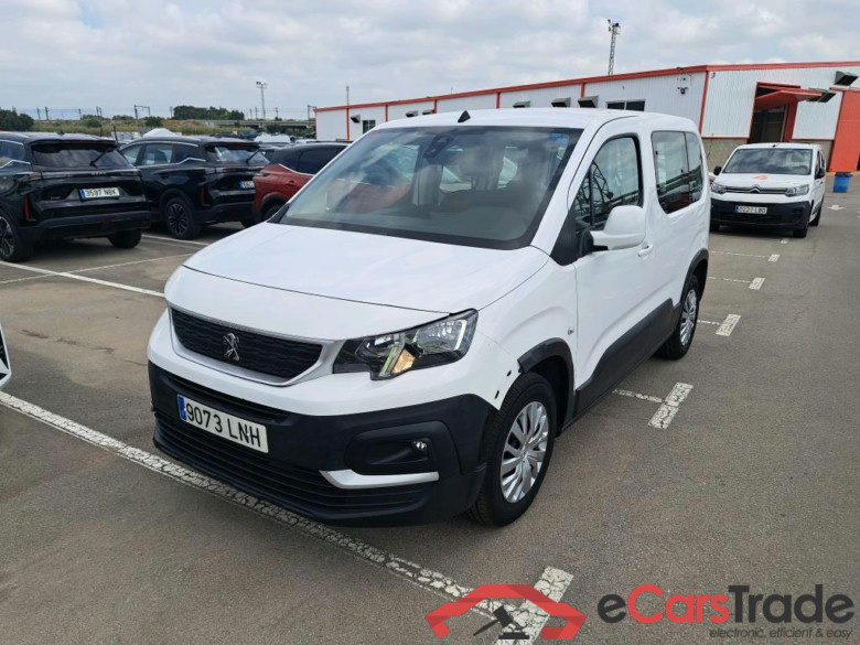 PEUGEOT Rifter / 2018 / 4P / combi Active Standard BlueHDi 73kW (IND) #1