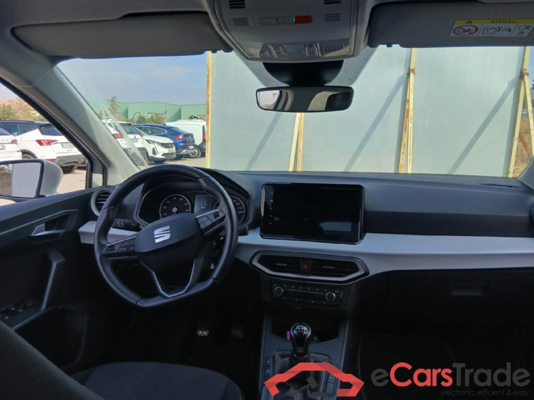 SEAT Ibiza / 2017 / 5P / berlina con portón 1.0 TSI 81kW (110CV) Style Plus(SP) #3