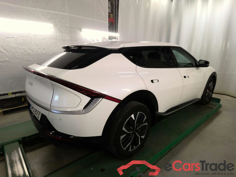 Kia EV6 77,4kWh 325 AWD SE #3