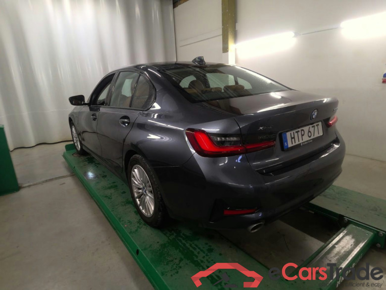 330e xDrive Connected Aut #4