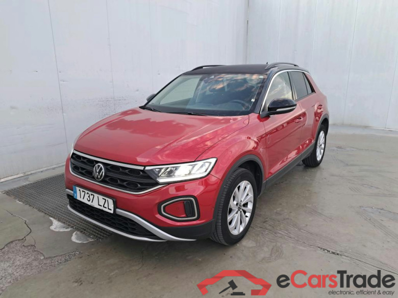 VOLKSWAGEN T-Roc / 2021 / 5P / todoterreno Life 1.5 TSI 110kW (150CV) DSG