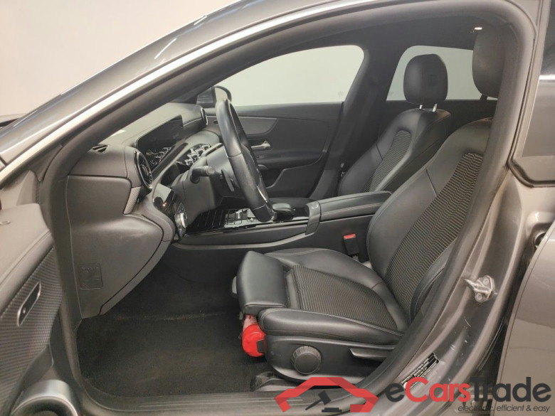 Mercedes-Benz CLA Shooting Brake CLA 250 e Business Solution 5d #3
