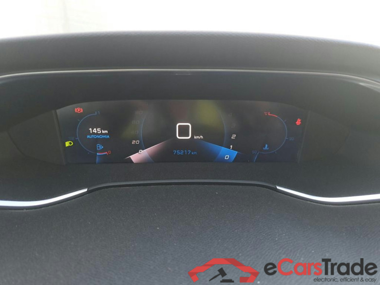 PEUGEOT 308 / 2017 / 5P / familiar SW Active Pack BlueHDi 130 S&S #4