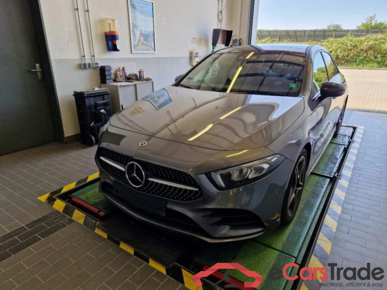 Mercedes-Benz A Limousine (BM 177)(08.2018->) DE - Lim4 A 200 EU6d, AMG Line, 2019 - 2022 #1