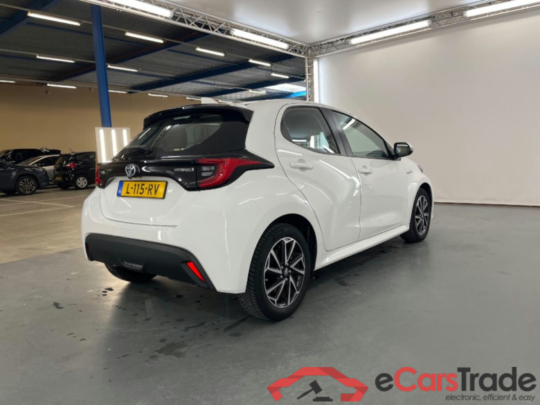 TOYOTA Yaris 1.5 Hybrid Dynamic #4