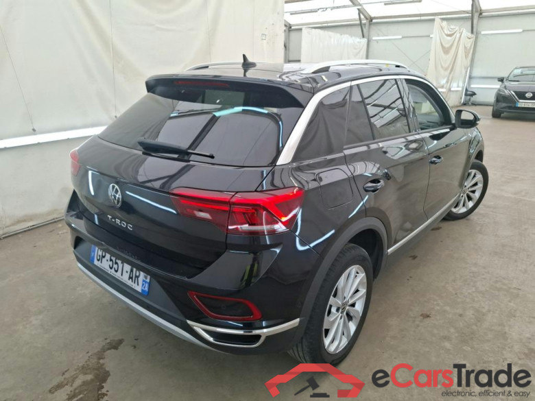 VOLKSWAGEN T-Roc / 2021 / 5P / SUV 1.5 TSI 150 EVO STYLE DSG7 #3