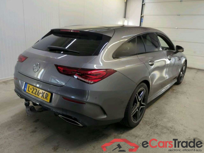 MERCEDES-BENZ CLA-klasse Shooting Brake 200 Bns Sol. AMG #2