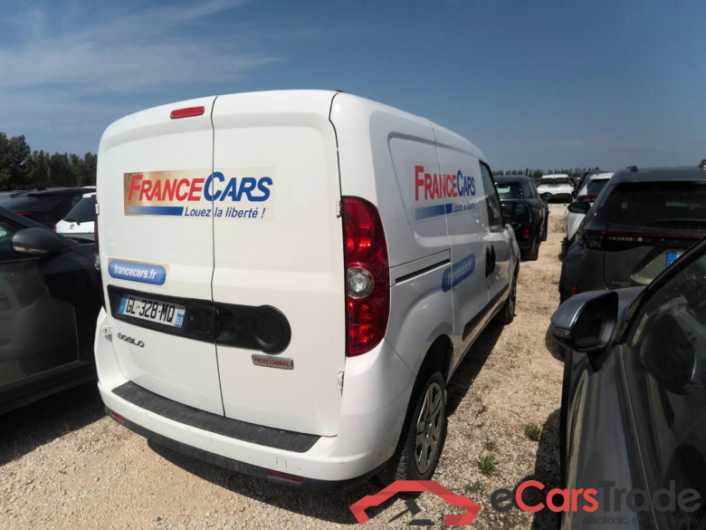 DOBLO CARGO 16MJT 105 PR LOUNG #4
