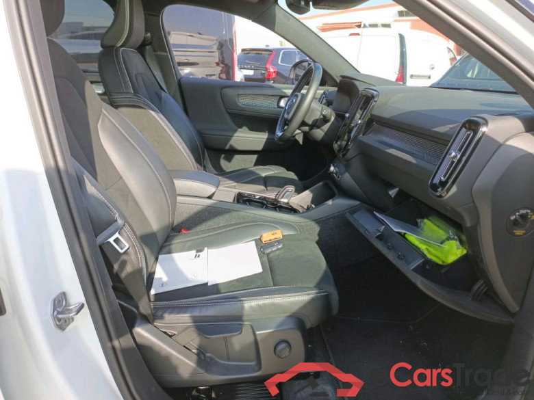 VOLVO XC40 / 2017 / 5P / todoterreno 1.5 T5 Twin Recharge R-Design Auto #6