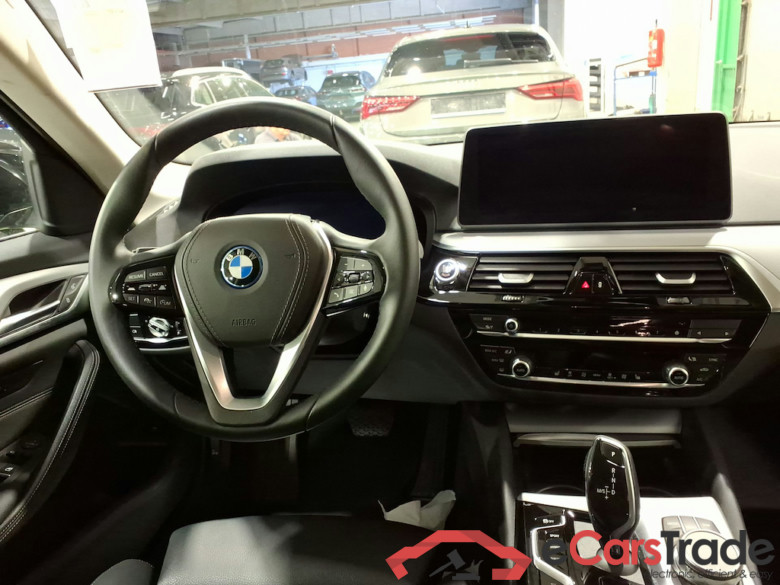 BMW 5 SERIES TOURING 2.0 530E TOURING AUTO #6