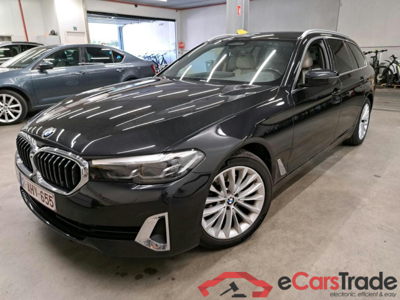 BMW - BMW 5 TOURING 518dA 150PK Business Edition Luxury Line & Dakota Heated Seats & Heated Steering Wheel & Parking Assistant Pack