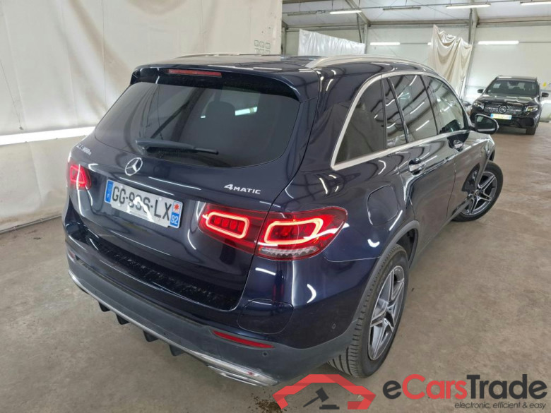 MERCEDES-BENZ GLC / 2019 / 5P / SUV 2.0 GLC 300 E AMG LINE 4MATIC #4