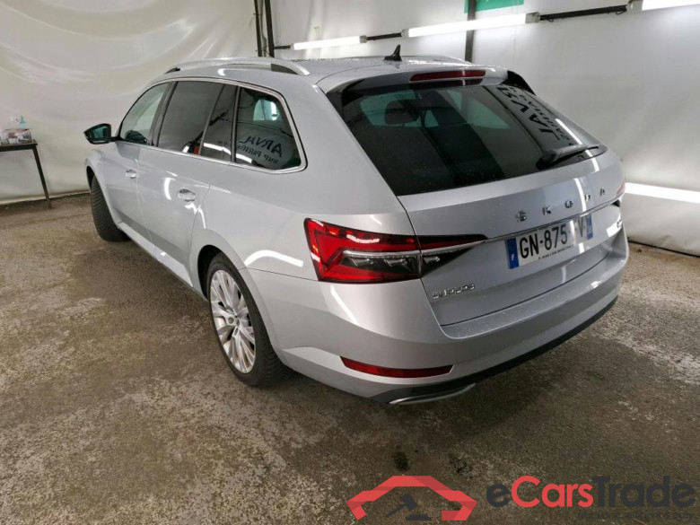 SKODA Superb Combi / 2019 / 5P / Break 1.4 TSI PHEV 218ch DSG6 Laurin & Klement #3