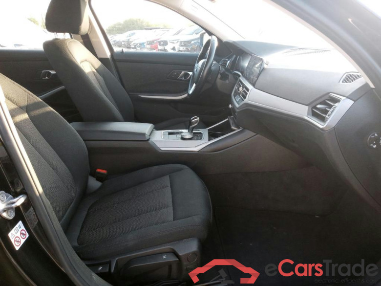 BMW Serie 3 / 2018 / 4P / sedán 320e #6