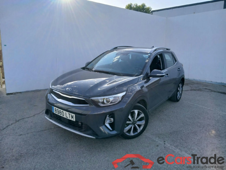 KIA Stonic / 2017 / 5P / todoterreno 1.0 T-GDi 88kW (120CV) MHEV iMT Drive