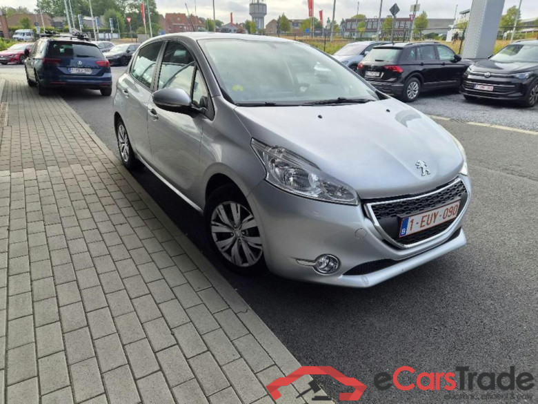PEUGEOT 208 Dsl 208 1.4 HDi Active #2