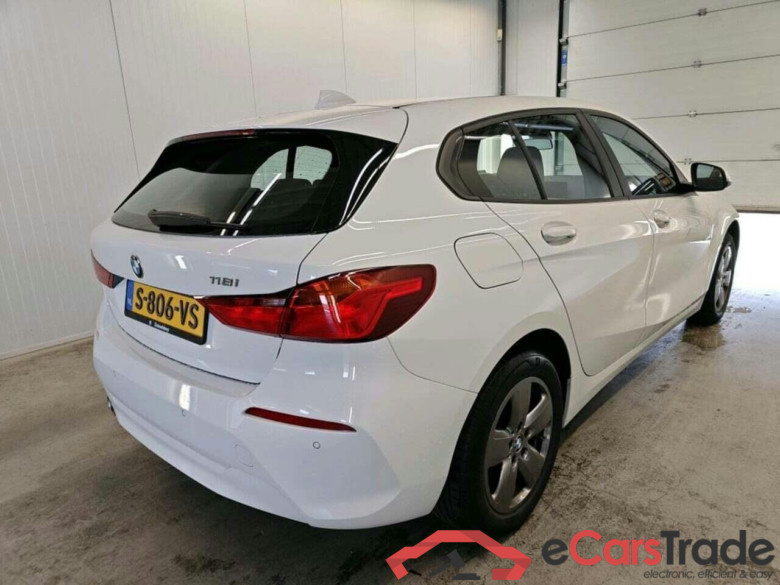 BMW 1-serie 118i Intro Ed. #2