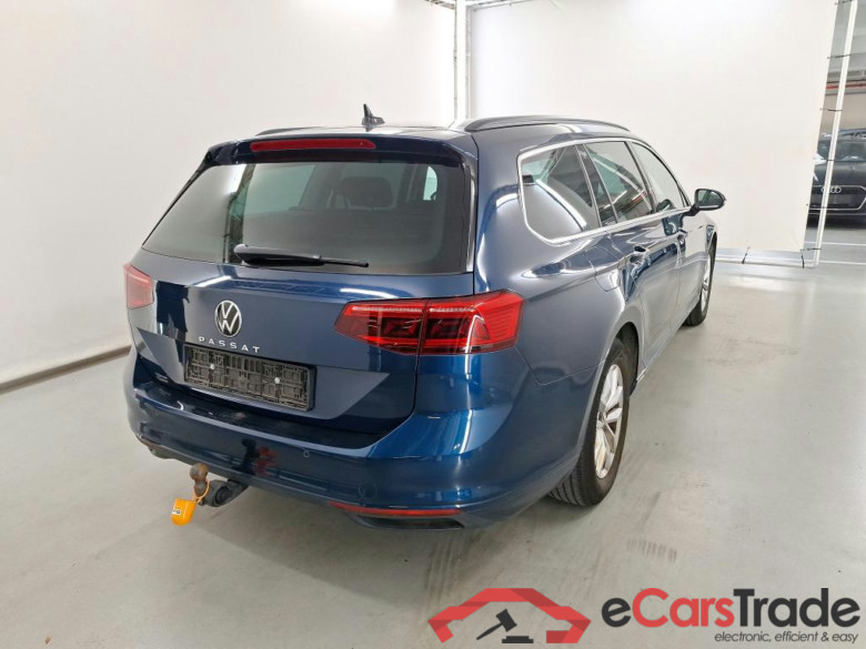 VOLKSWAGEN PASSAT VARIANT 2.0 TDI 90KW MSQ VARIANT STYLE BUSINESS #4