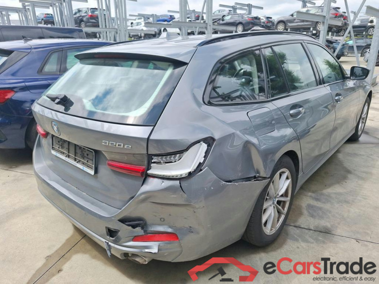 BMW - BMW 3 TOURING 320e 204PK            ***              TOTAL LOSS             ***          With Climatic & Cruise Control & Park Sensors Front & Rear  * HYBRID * #2