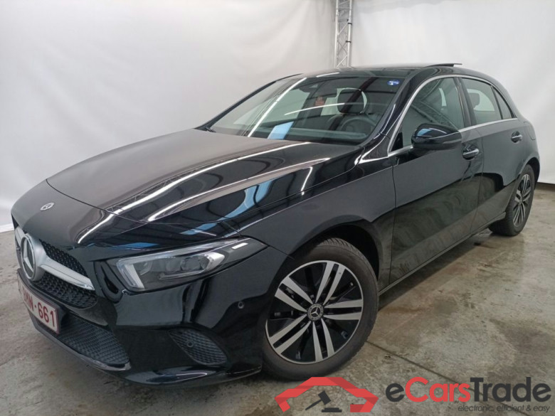 Mercedes-Benz A-Klasse A 250 e Business Solution 5d #1