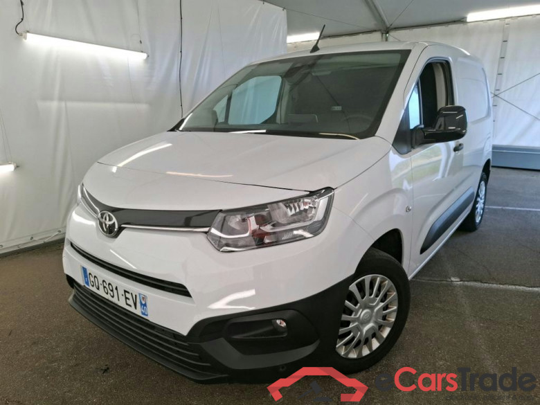 TOYOTA Proace City / 2019 / 4P / Fourgonnette 1.5 Medium 100 D-4D Business #1