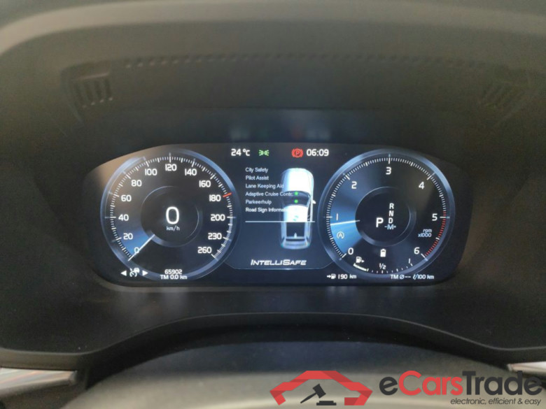 Volvo XC60 B4 D Geartronic Inscription 5d #6