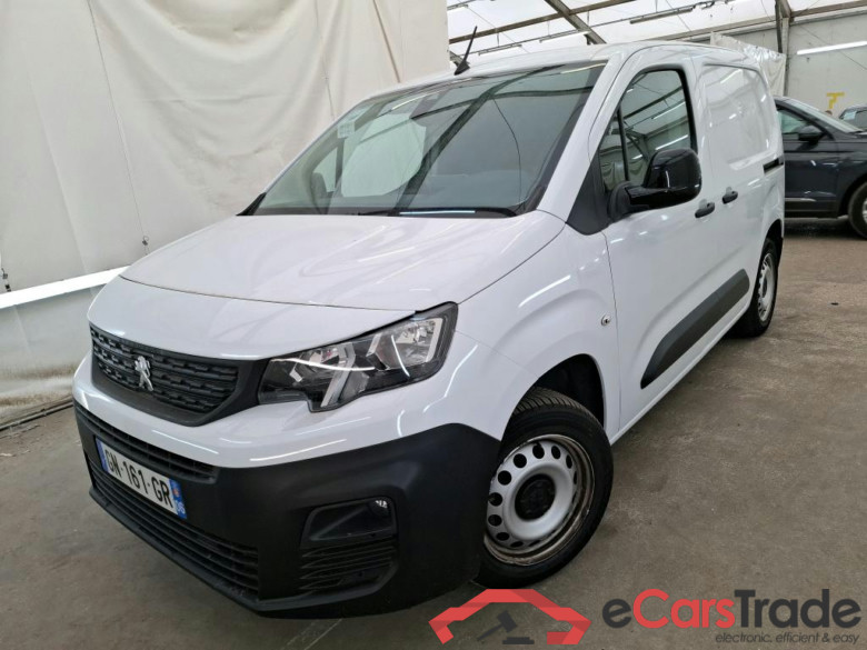 PEUGEOT Partner / 2018 / 4P / Fourgonnette BHDI 130 S&S EAT8 650KG STAND ASPHALT #1