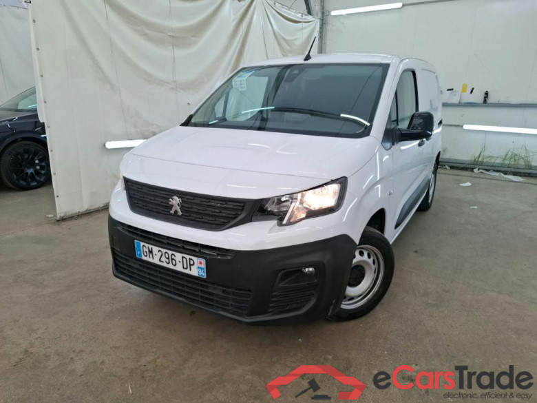 PEUGEOT Partner / 2018 / 4P / Fourgonnette BHDI 130 S&S EAT8 650KG STAND ASPHALT