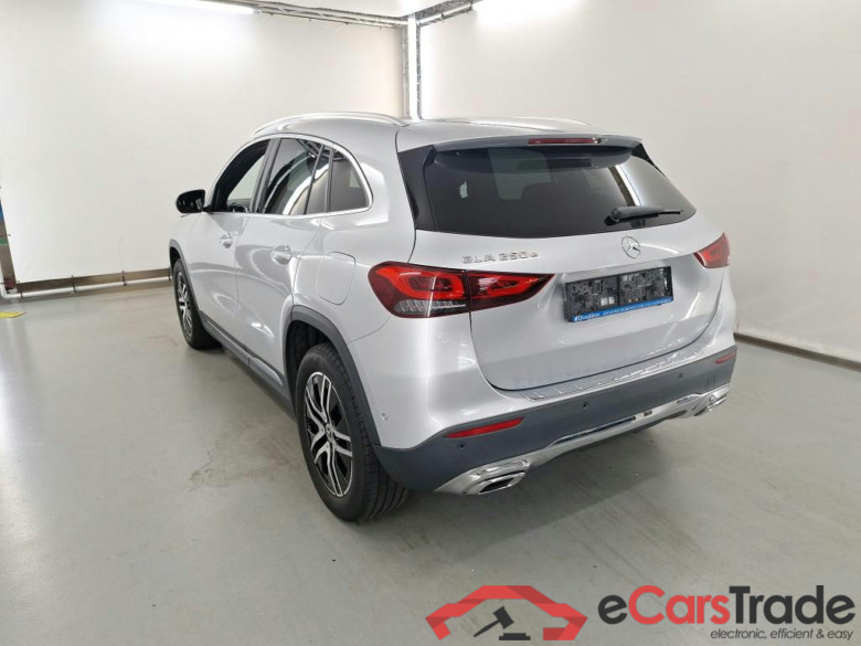 MERCEDES-BENZ GLA 1.3 GLA 250 E DCT BUSINESS SOLUTION #3
