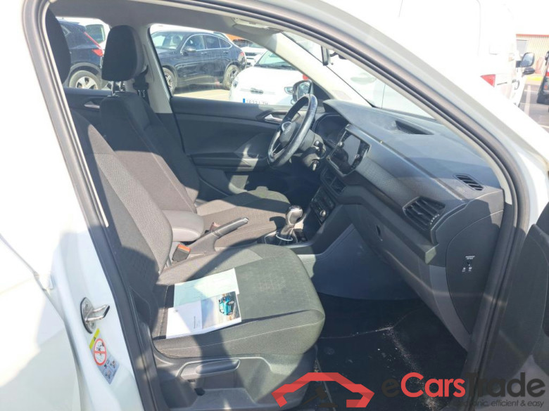VOLKSWAGEN T-Cross / 2018 / 5P / todoterreno Advance 1.0 TSI 81kW (110CV) DSG (AC) #6