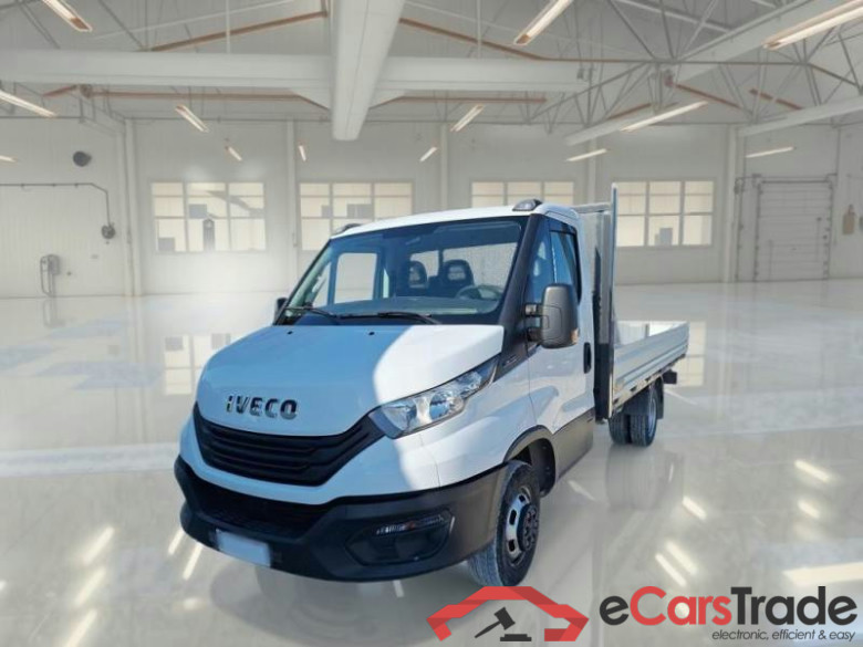 IVECO DAILY / 2021 / 2P / CABINATO 35C14H 3750 QUAD-TOR RG