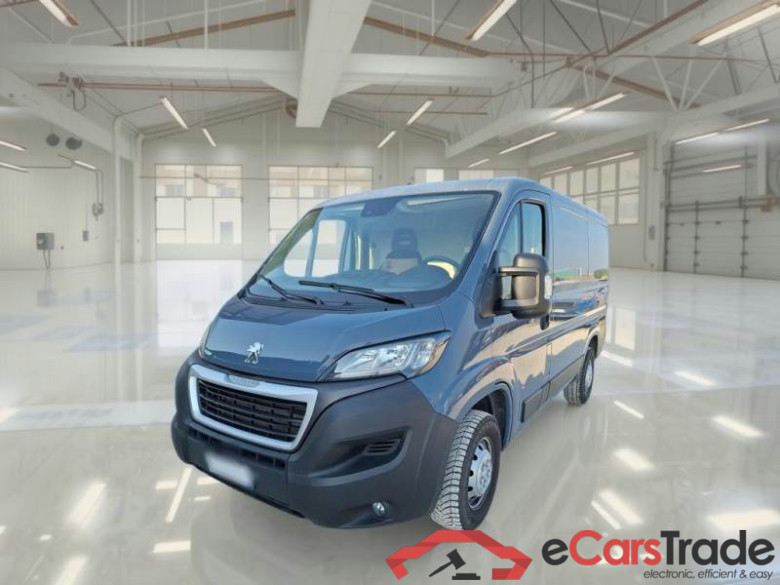 PEUGEOT BOXER / 2014 / 4P / FURGONE 330 L1H1 2.2 BLUEHDI 120CV SeS #1