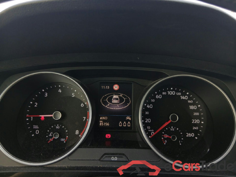 VOLKSWAGEN Tiguan / 2020 / 5P / todoterreno Life 1.5 TSI 110kW (150CV) #3