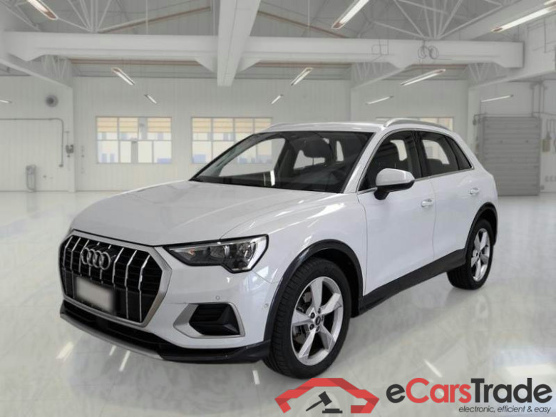 AUDI Q3 / 2018 / 5P / SUV 35 TDI QUATTRO S TRONIC BUSINESS ADVANCE