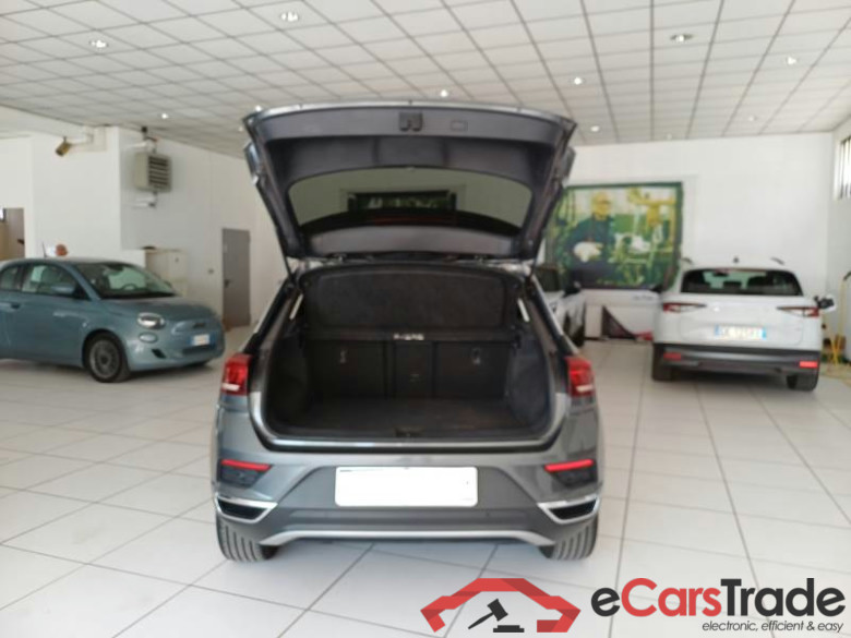 VOLKSWAGEN T-ROC / 2017 / 5P / SUV 2.0 TDI 150CV SCR ADVANCED DSG #5