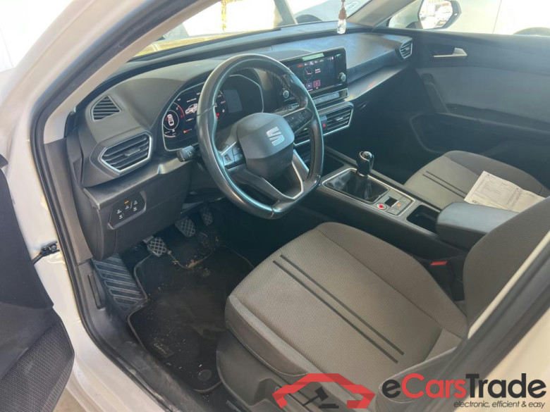 Nuevo León / 2020 / 5P / familiar SP 2.0 TDI 85kW Style Go(SP) #3